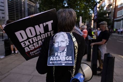 Leading Media Outlets Urge Us To End Prosecution Of Julian Assange