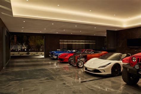 Pin On Fanfic Luxury Garage Garage Design Interior Luxury Homes