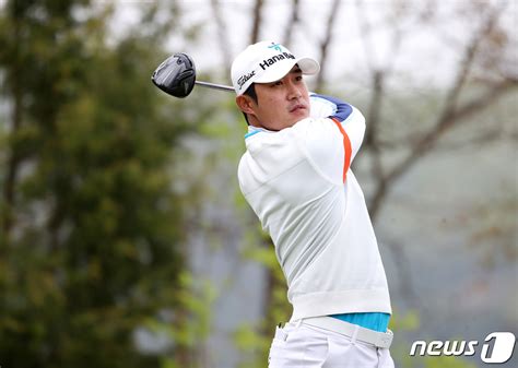 8언더파 박은신 Kpga 골프존 오픈 1r 단독 선두 네이트 스포츠