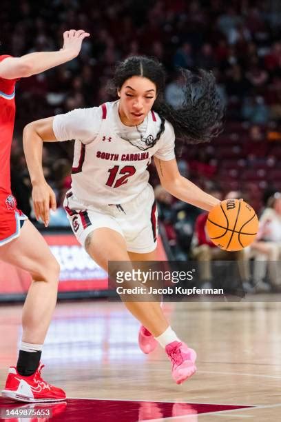 Liberty Lady Flames Photos And Premium High Res Pictures Getty Images