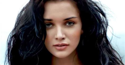 Hot Amy Jackson Leaked Pictures WoodmanduFashion