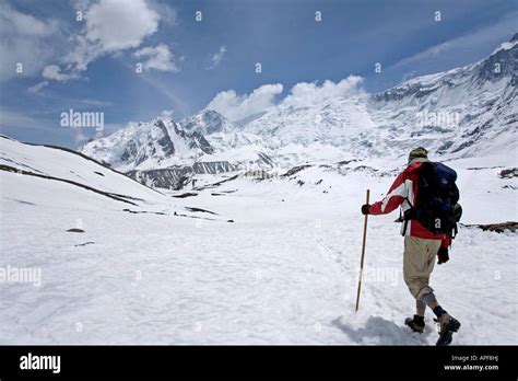 Trekking On The Way To Tilicho Lake Annapurna Circuit Trek Nepal