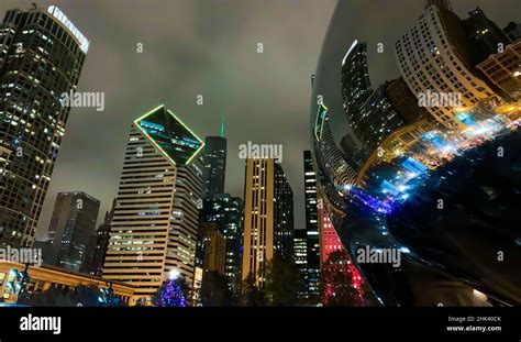 Chicago Cityscape At Night Stock Photo Alamy