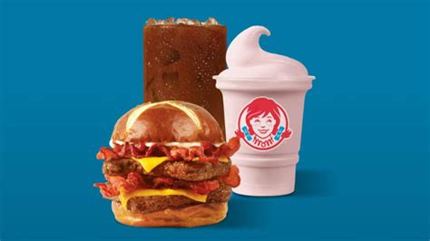 Wendy S Debuts New Pretzel Baconator To Menu Food Senpai