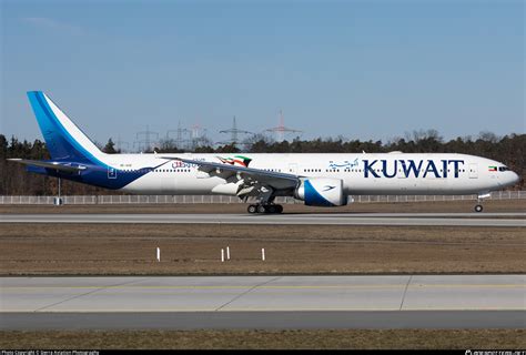 9K AOK Kuwait Airways Boeing 777 369ER Photo By Sierra Aviation