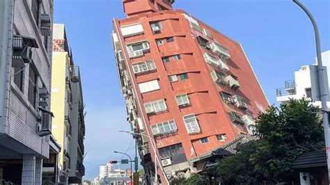 Strong Earthquake Jolts Taiwan Several Building Collapsed Train