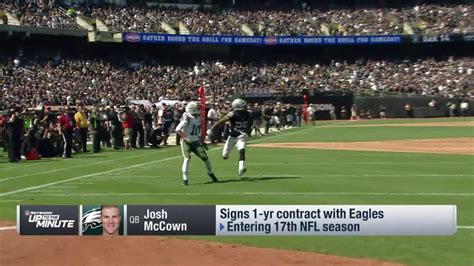 Josh McCown signs one-year deal with Eagles