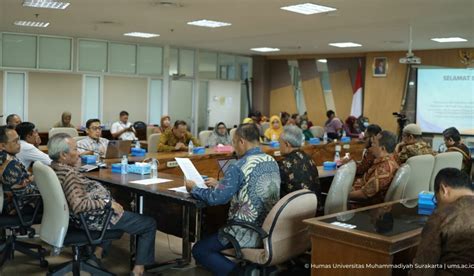 Hadiah Tahun Baru Ums Tambah Guru Besar Bidang Ilmu Manajemen