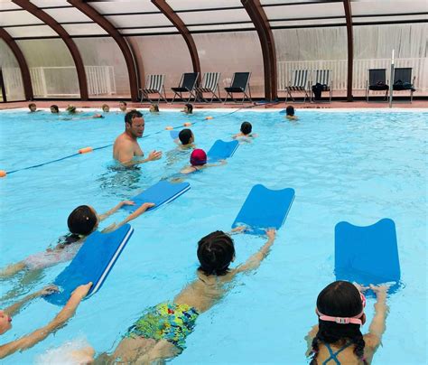 Sortie Scolaire à La Piscine Après La Noyade Dune Fillette De 7 Ans