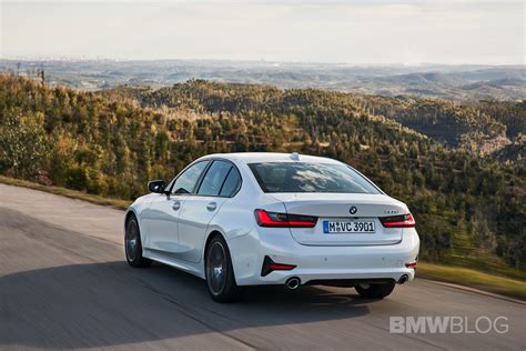 Photo Gallery 2019 Bmw 320d G20 In Alpine White