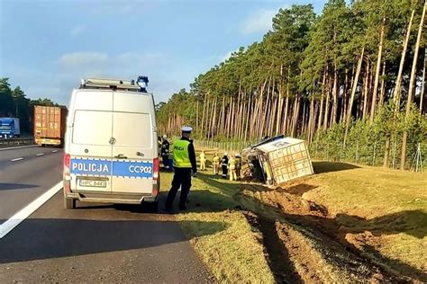 Wypadek na autostradzie A1 Są pierwsze ustalenia policjantów ZDJĘCIA