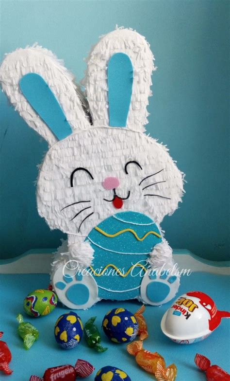 Mini piňata conejito de Pascuas Piñata ideas Diy easter decorations