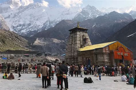 Veena World Group Tours Kedarnath Nike Tawsha