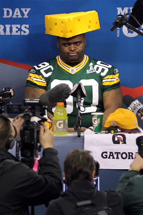 Super Bowl Xlv 5 Things You May Not Know About The Packers Big Man B J Raji News Scores