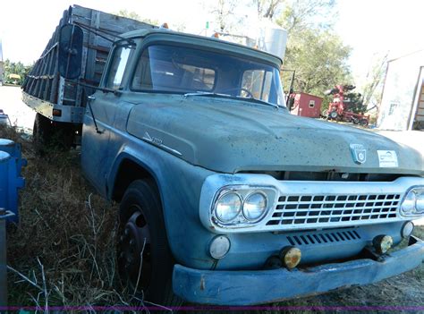 1958 Ford Flatbed Truck In Great Bend Ks Item J5242 Sold Purple Wave