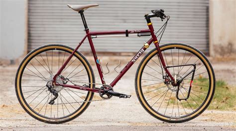 The 12 Best Touring Bicycles That Use Flat Handlebars - CyclingAbout ...