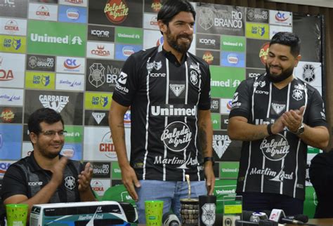 Varskysports On Twitter Loco Abreu Fue Presentado En Rio Branco