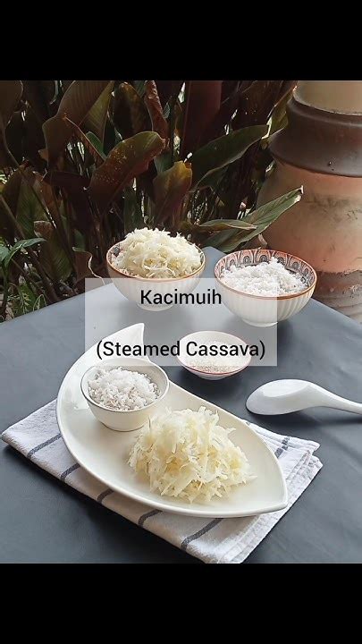 resep kacimuih indonesian minang steamed grated cassava recipe youtube