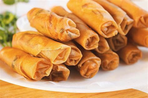 Cara Membuat Lumpia Goreng Renyah Dan Kriuk Di Mulut