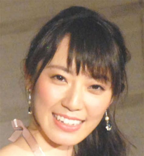 松井咲子、元ゾフィー上田航平との結婚式を報告 Akb元メンバーや芸人仲間ら豪華集合ショット 芸能 日刊スポーツ