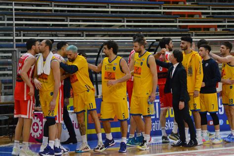 Basket Serie A Scafati Festeggia La Qualificazione Alle Final Eight