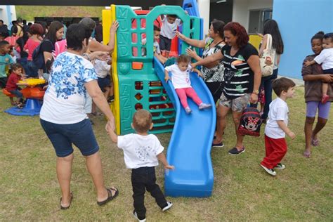 Primeira Creche Integral Atender Crian As De Volta Redonda