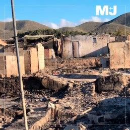 Incendio En El Asentamiento De Chabolas De Atochares Partido Por Un