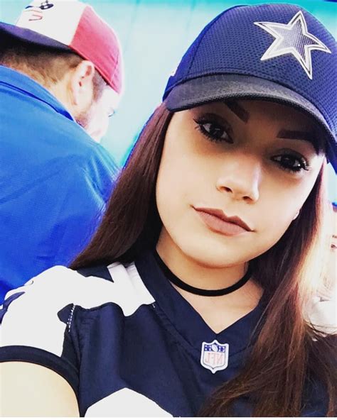 Pin By Vik Happiness On HOT FANS Hot Fan Fangirl Hot