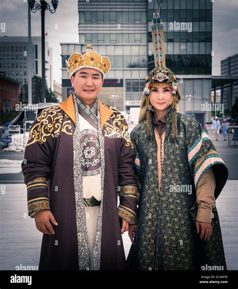 Traditional Mongolian Clothing