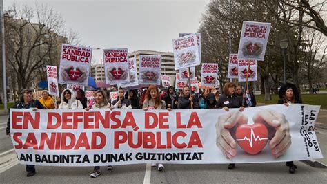 M S De Mil Personas Piden En Pamplona Una Sanidad P Blica Cohesionada