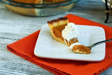 Almond Milk Pumpkin Pie - Gluten Free | Low Carb Yum