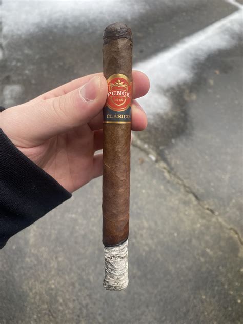 Punch Clasico After Dinner EMS Lonsdale Grande : r/EveryDayIsCigarDay