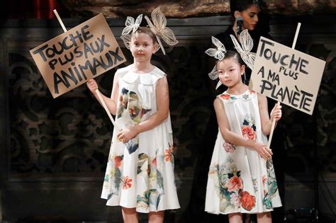L'alta moda è tornata a Parigi - Il Post