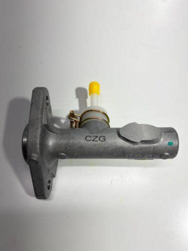 Clutch Master Cylinder For Isuzu Nqr Npr Hk He Hg T Ebay