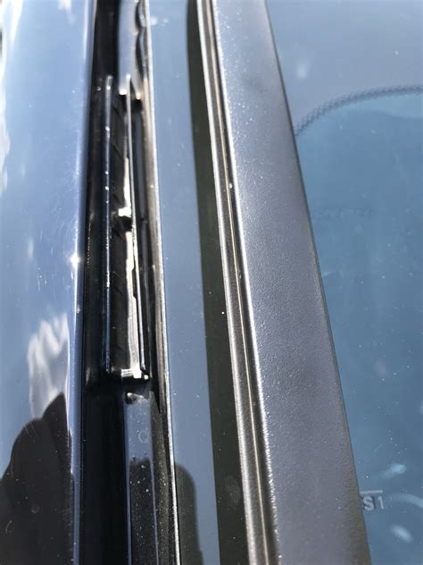 Honda Pilot Windshield Trim Replacement