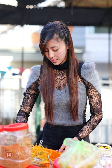 năm sau ngày bất ngờ nổi tiếng hot girl bánh tráng trộn hiện tại ra sao