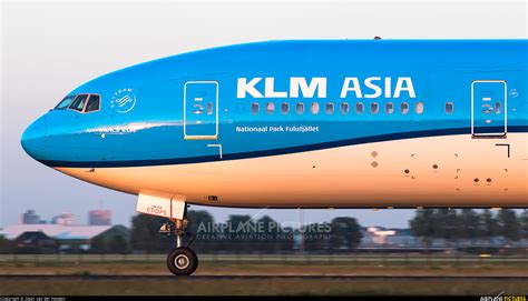 Klm Asia Boeing 777 300 New Colors Da C