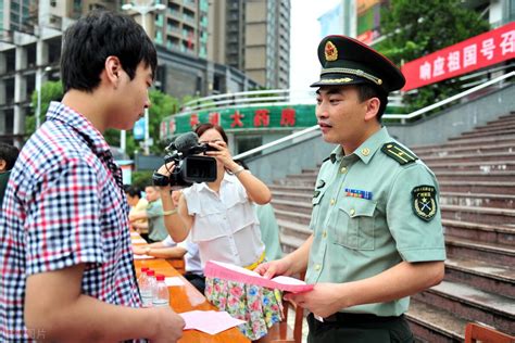 退役之后想二次入伍？这三条途径建议看看！ 哔哩哔哩