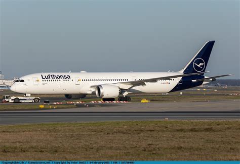 Picture Lufthansa Boeing Dreamliner D Abpa