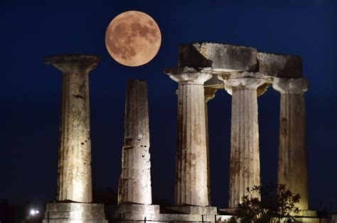 Superluna azul 2023 Las mejores imágenes del extraño fenómeno