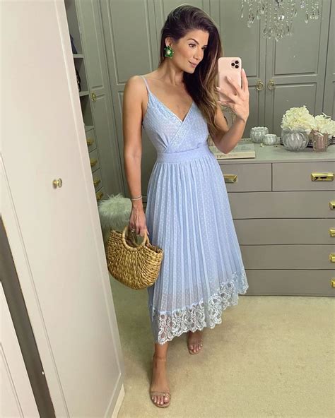 Ariane Cânovas no Instagram Baby Blue Versão 1 ou 2 Vestido