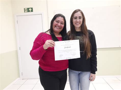 Faculdade Ideau Realiza Entrega Da Bolsa M Rito Ideau Passo Fundo