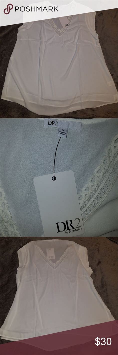 NWT DR2 By Daniel Rainn Lace V Neck Top