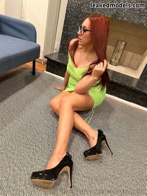 Veda Scott Itsvedatime Vedascott Vforveda Nude Leaks Onlyfans