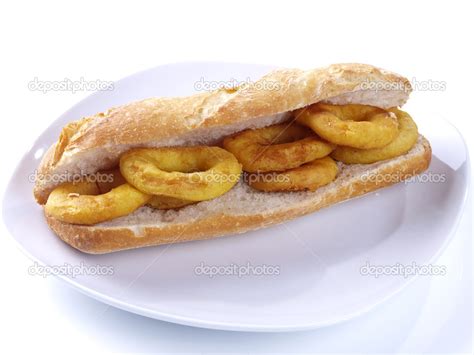 Bocadillo de calamares - Fried calamari sandwich — Stock Photo ...