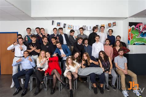 Photos De Classe 1er Semestre 2019 2020 JBTV