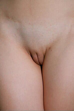 Tight Teen Pussy D Porn Pic