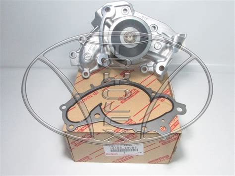 LEXUS TOYOTA ES300 RX300 ES330 CAMRY V6 NEW TOYOTA OEM WATER PUMP 16100