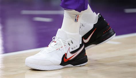 Nike Lebron James Sneakers Online | emergencydentistry.com