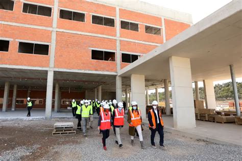 En Im Genes Lamb N Visita Las Obras Del Futuro Hospital De Teruel